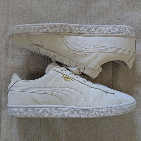 Puma Other - Puma White Basket Classic XXI Sneakers